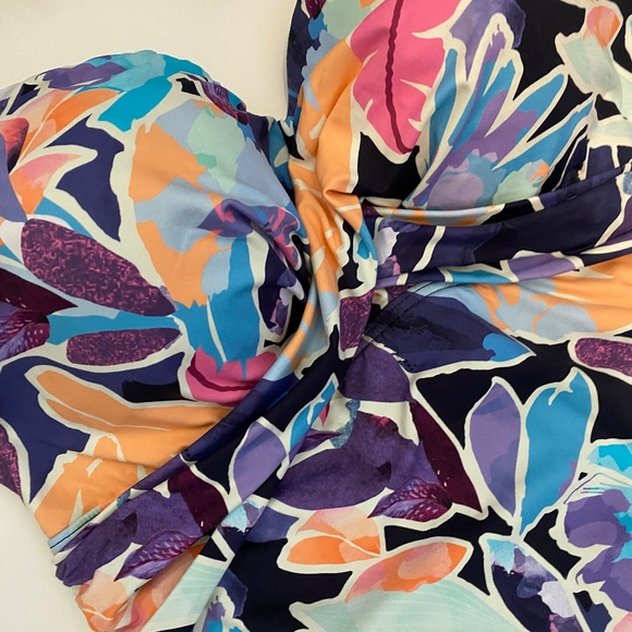 Sunseeker Australia One Piece - Picture 2 of 5